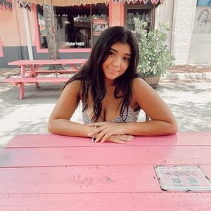 Meet your Posher, Kennedi